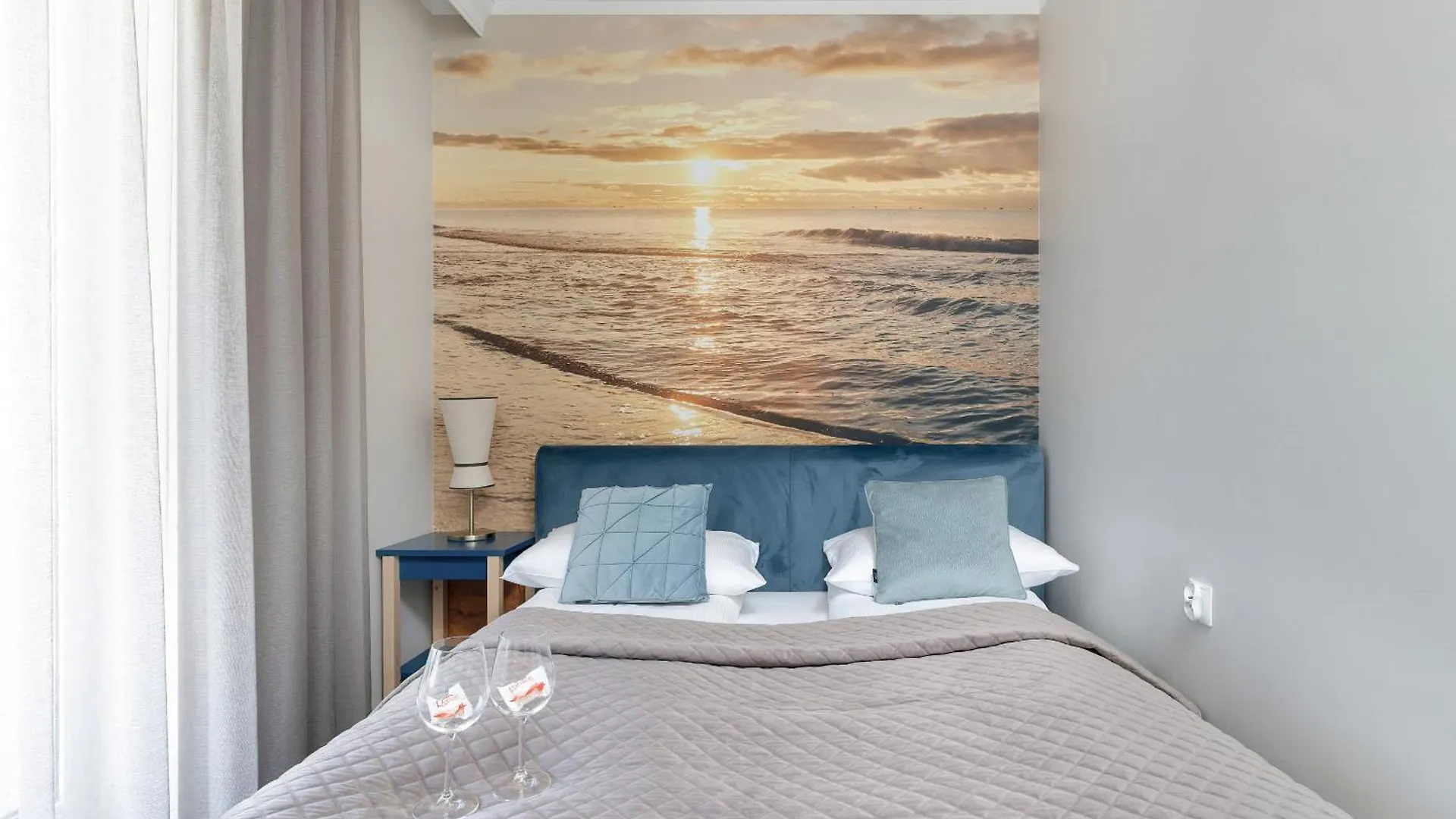 Bright Spacious Apartment With Parking Mazowiecka By Noclegi Renters Kolobrzeg 0*,