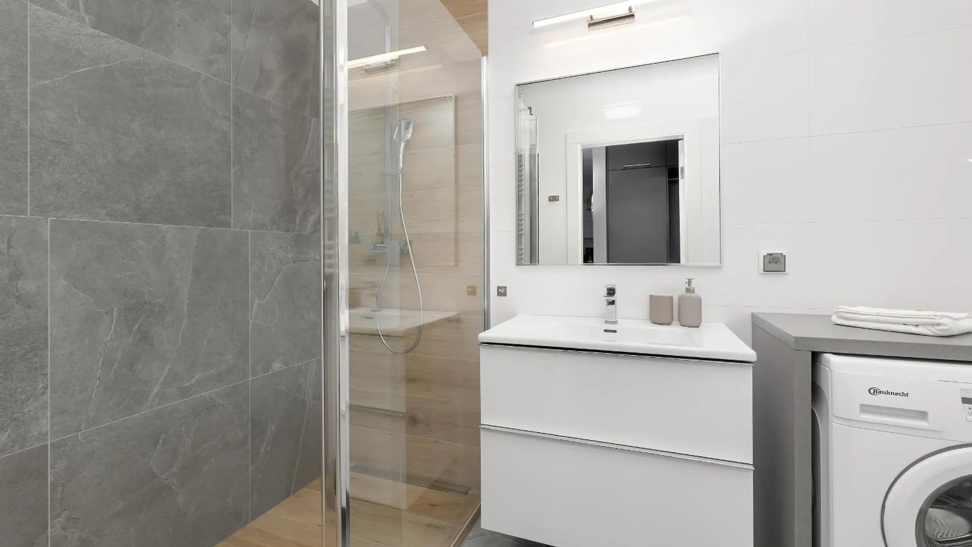 Bright Spacious Apartment With Parking Mazowiecka By Noclegi Renters Kolobrzeg Poland