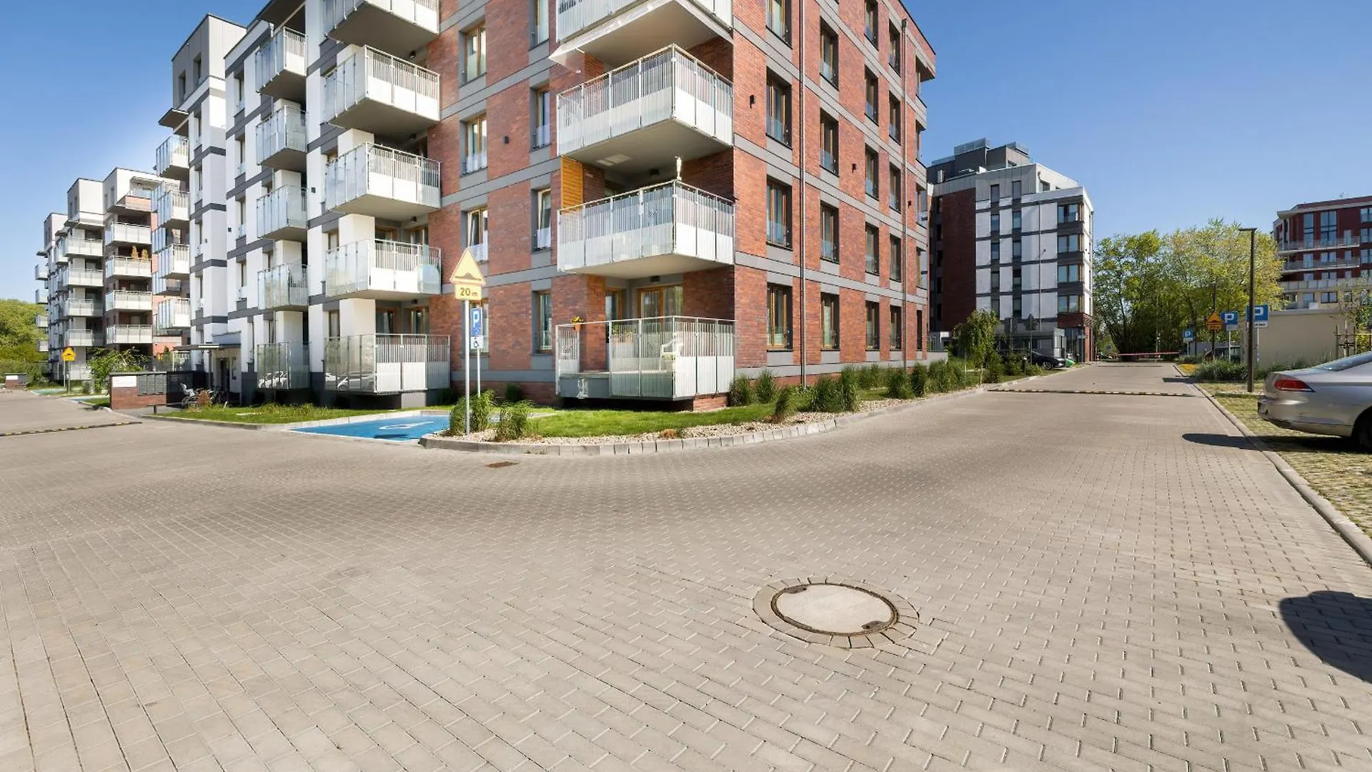 Bright Spacious Apartment With Parking Mazowiecka By Noclegi Renters Kolobrzeg Poland